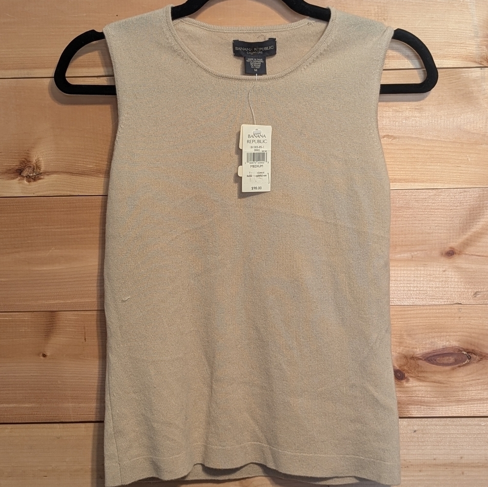 Banana Republic Cashmere Women's Beige Tank Style Shell..